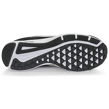 Nike QUEST 2 Černá / Bílá