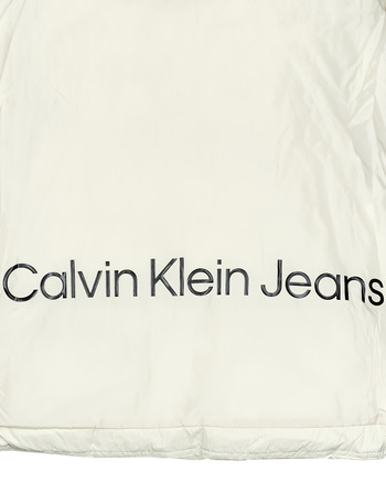 Calvin Klein Jeans LOGO BELT WAISTED SHORT PUFFER Krémově bílá