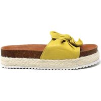 Boty Ženy Dřeváky Grace Shoes 2200129 Žlutá