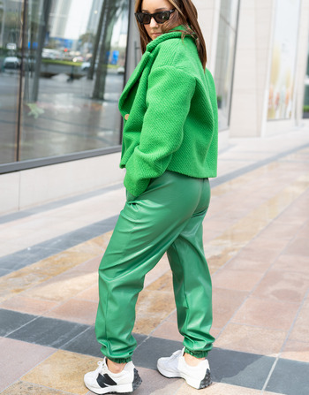 Textil Ženy Kapsáčové kalhoty THEAD.  Zelená