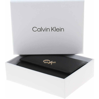 Calvin Klein Jeans dámská peněženka K60K608994 BAX Ck black Černá