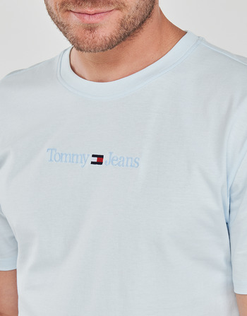 Tommy Jeans TJM CLSC SMALL TEXT TEE Modrá / Nebeská modř