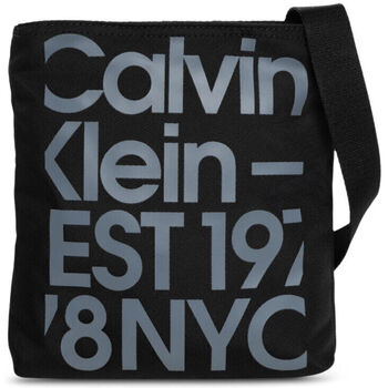 Calvin Klein Jeans Kabelky s dlouhým popruhem - k50k510378 - Černá