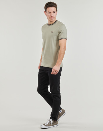 Fred Perry TWIN TIPPED T-SHIRT Šedá