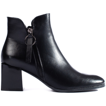 Boty Ženy Kotníkové boty W. Potocki Trendy dámské  kotníčkové boty černé na širokém podpatku 