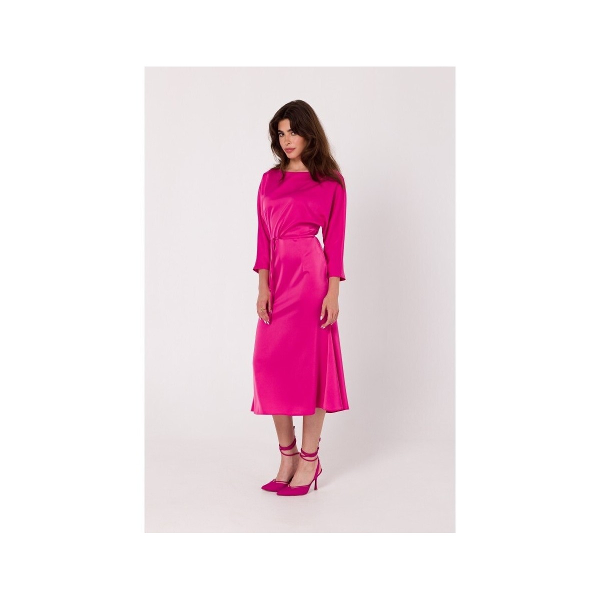 Textil Ženy Krátké šaty Makover Dámské midi šaty Eubunga K177 růžová Růžová