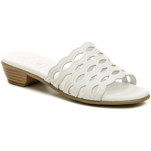 Boty Ženy pantofle Wild 066-1625-A2 bílé dámské nazouváky Bílá