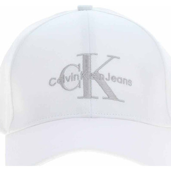 Calvin Klein Jeans Čepice dámská kšiltovka K60K610280 White-Silver Logo - Bílá